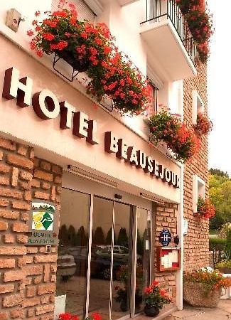 Hotel Beausejour Chaudes-Aigues Kültér fotó