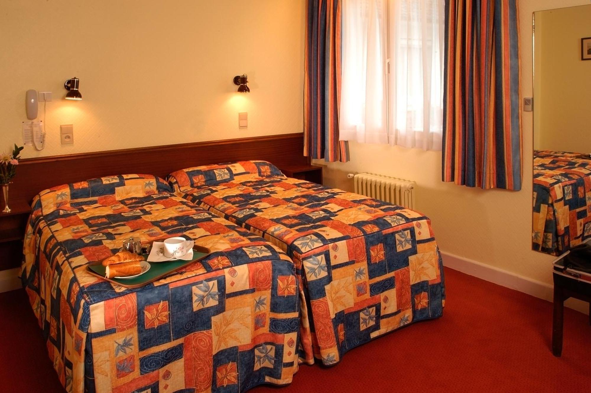 Hotel Beausejour Chaudes-Aigues Kültér fotó