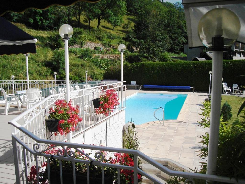 Hotel Beausejour Chaudes-Aigues Kültér fotó