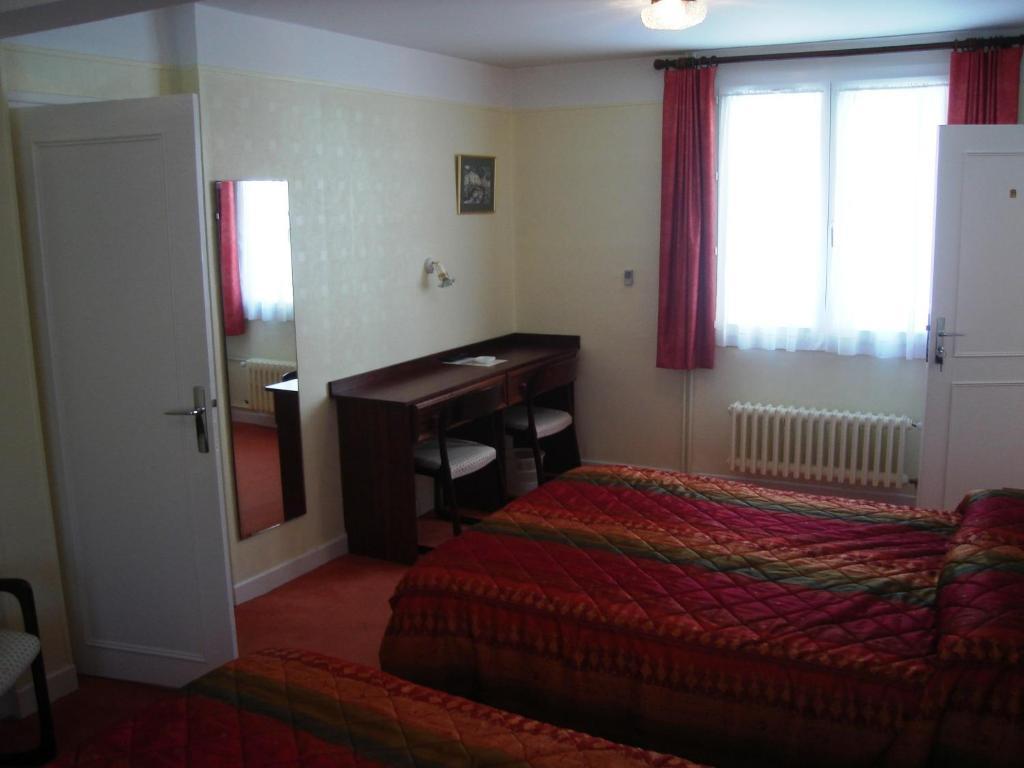 Hotel Beausejour Chaudes-Aigues Szoba fotó
